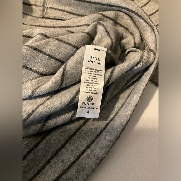 Sundry Striped Tawny Zip up Hoodie - NWT - Size 4/XL - *SOFTER THAN SOFT* - Picture 6 of 13